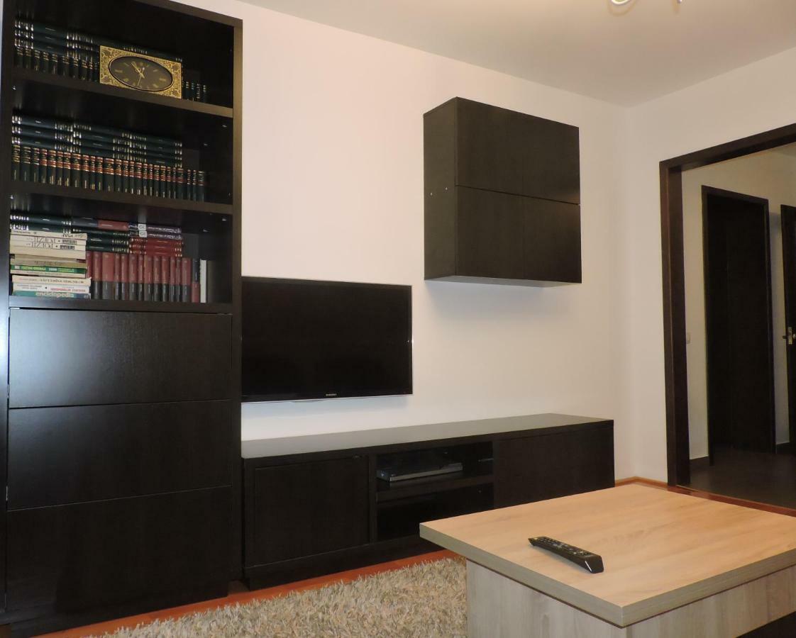Nordic Apartment Suceava Bagian luar foto