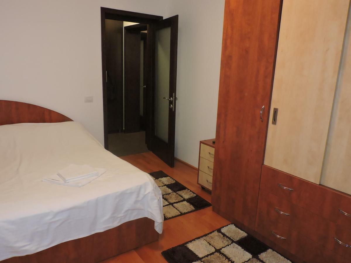 Nordic Apartment Suceava Bagian luar foto