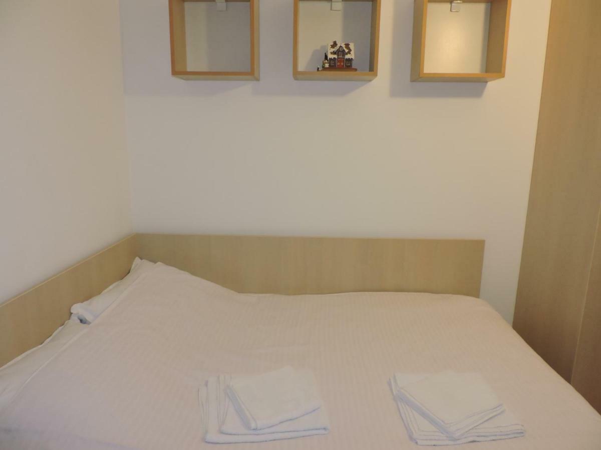 Nordic Apartment Suceava Bagian luar foto