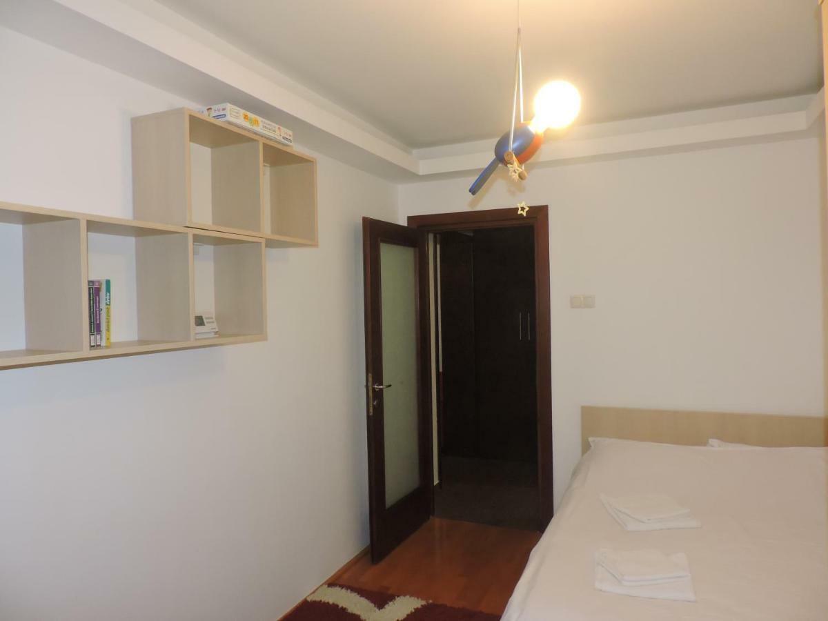 Nordic Apartment Suceava Bagian luar foto